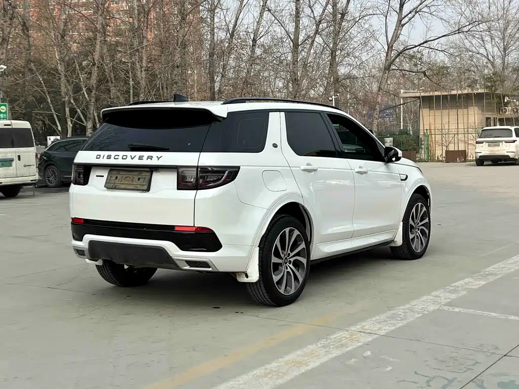LAND ROVER DISCOVER SPORTS