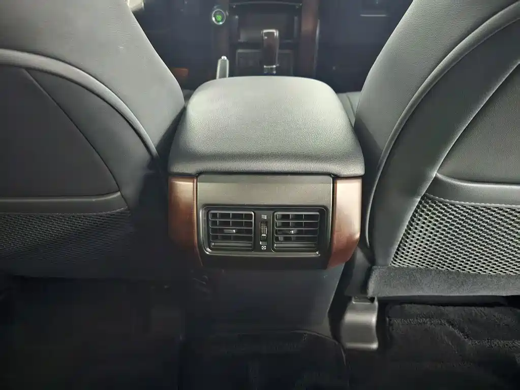 Toyota Prado — миниатюра 15