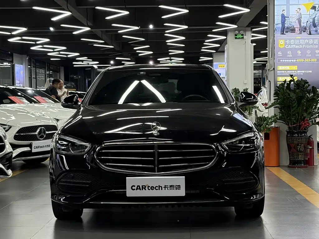 Mercedes-Benz C-Class — миниатюра 4