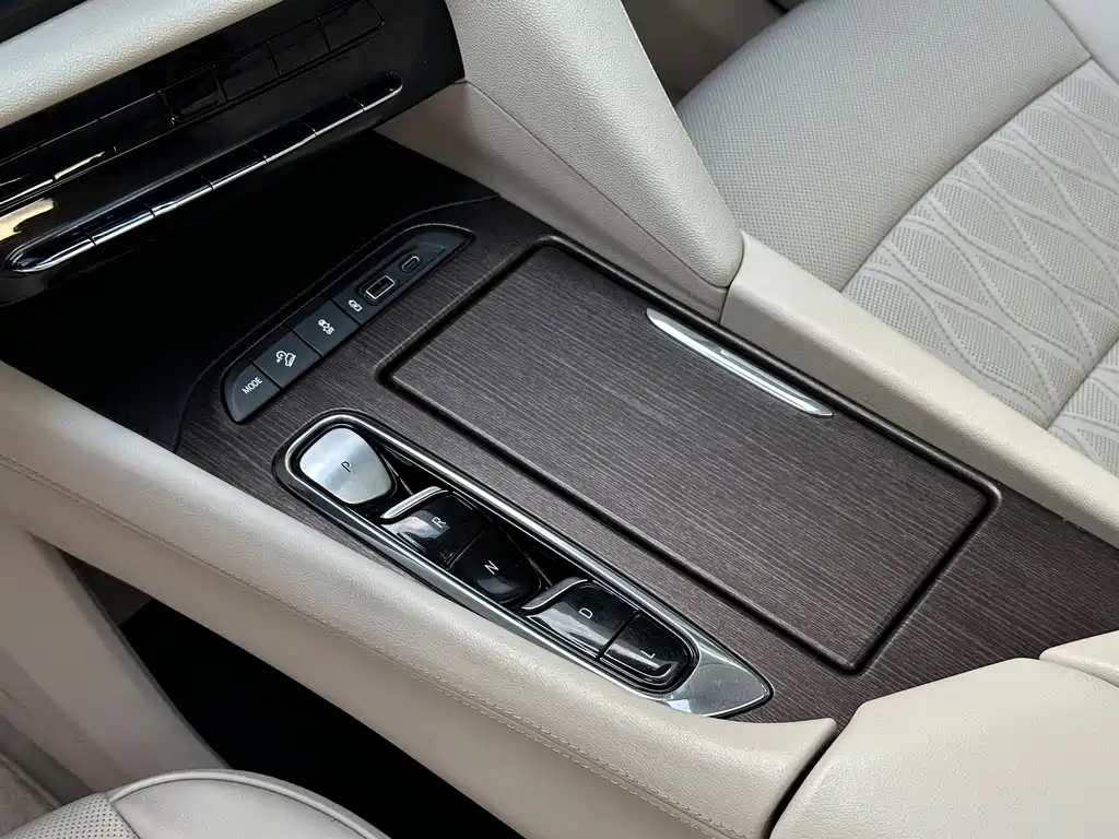 Buick Enclave — миниатюра 5
