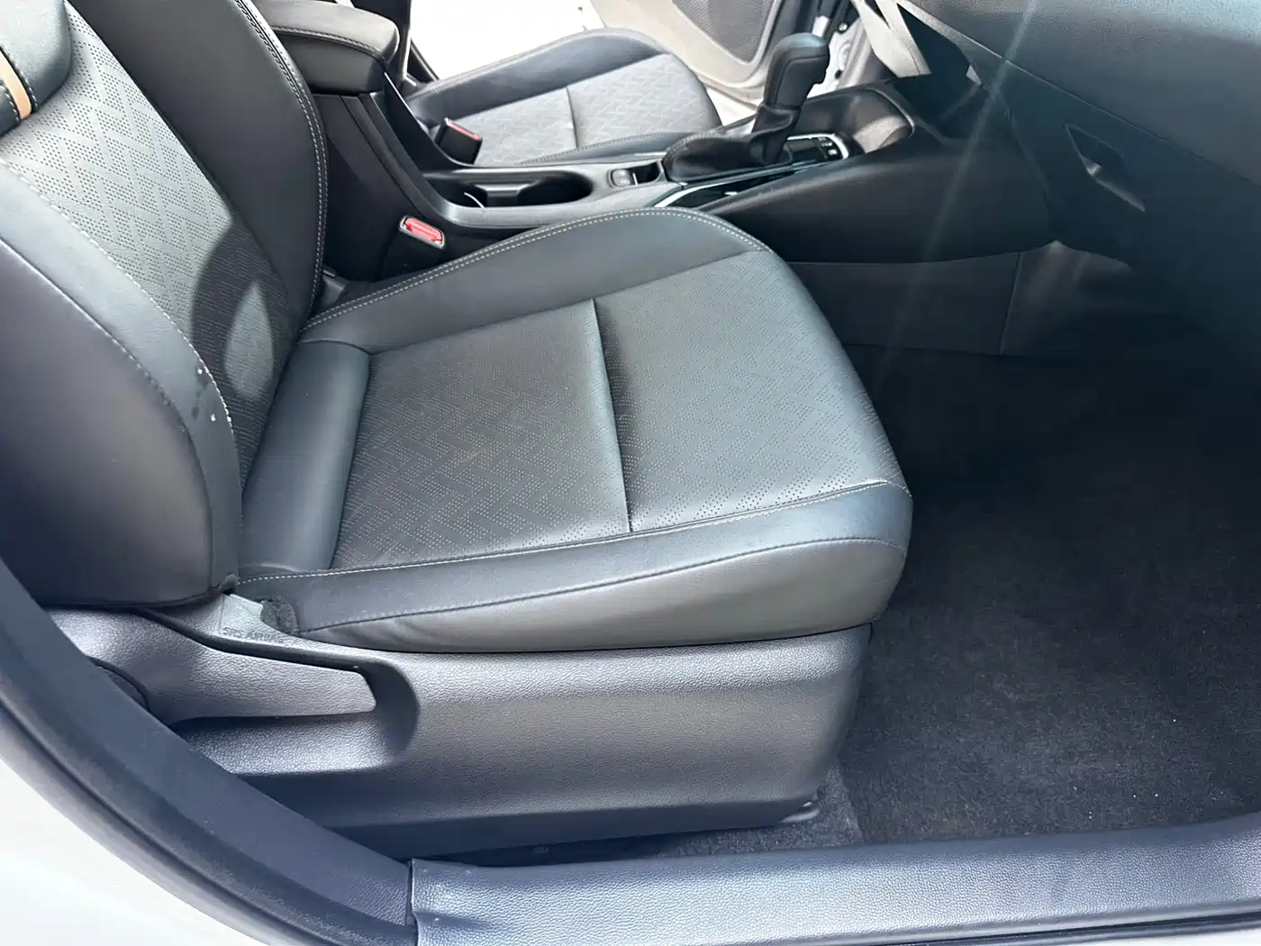 Toyota Lei Ling 2023 Белый из Китая, фото 6
