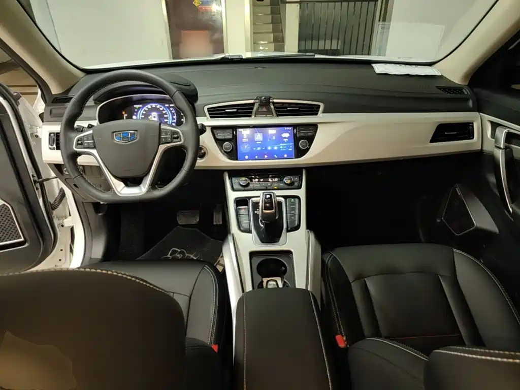 Geely Boyue — миниатюра 10