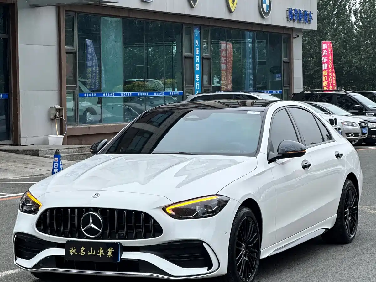 奔驰C级 2024款 C 260 L 运动版 2024