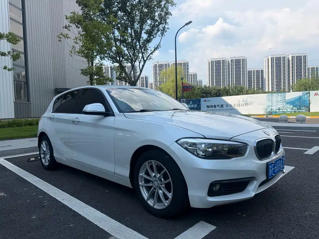 BMW 1 Series (Import) — миниатюра 3