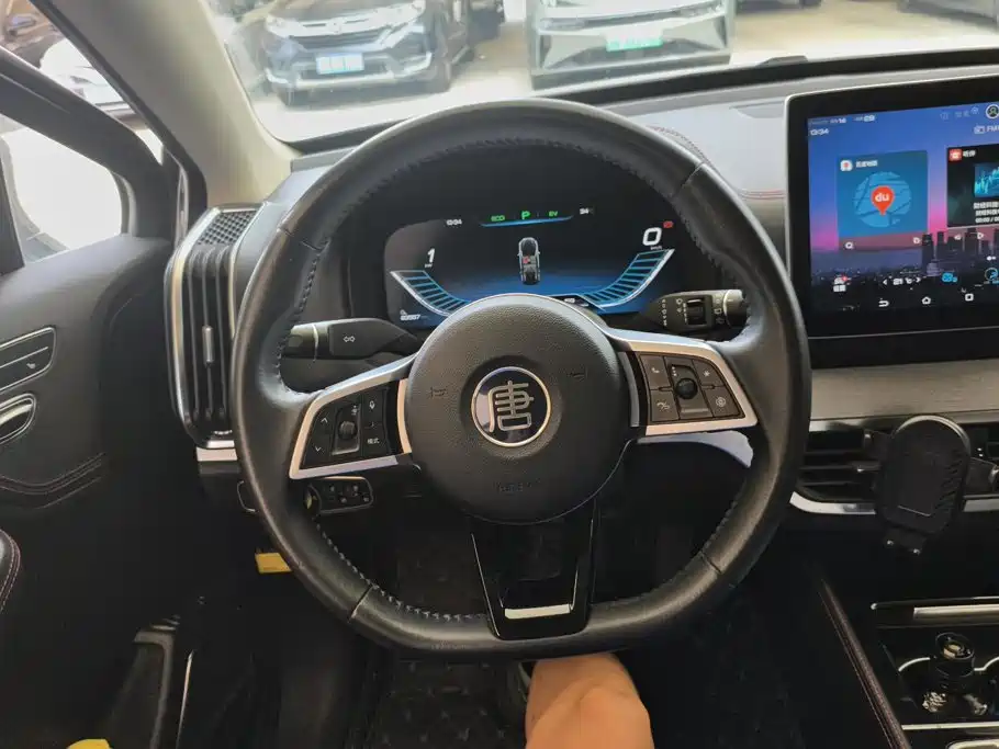 BYD Tang New Energy — миниатюра 15