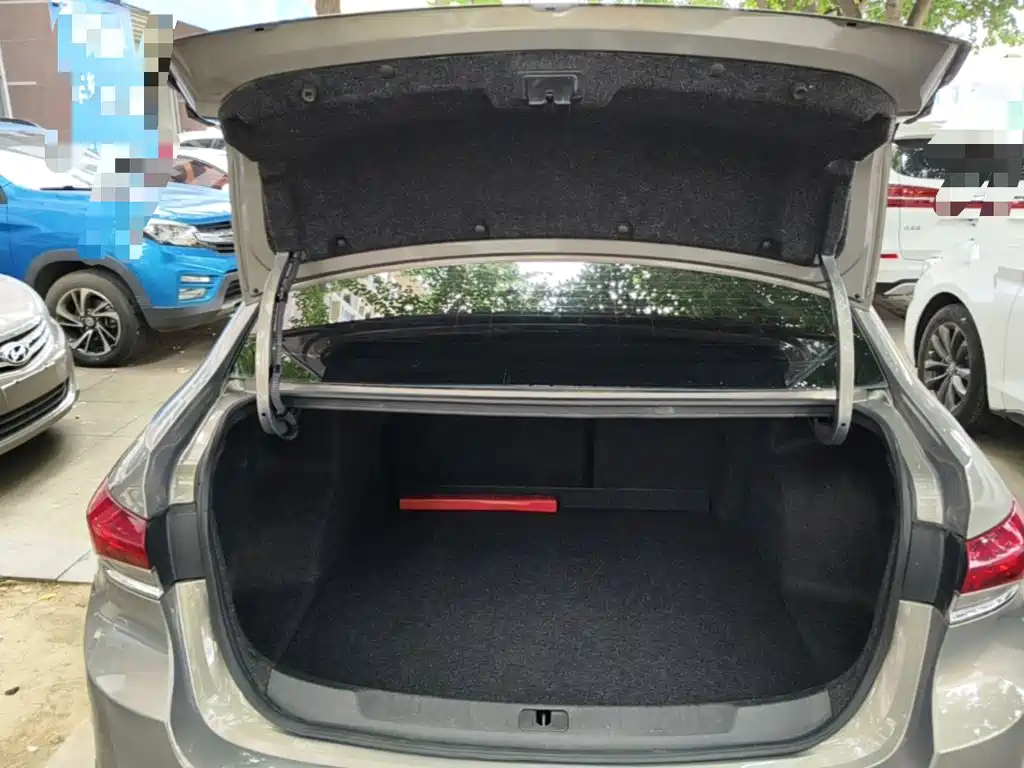 Buick Excelle — миниатюра 19