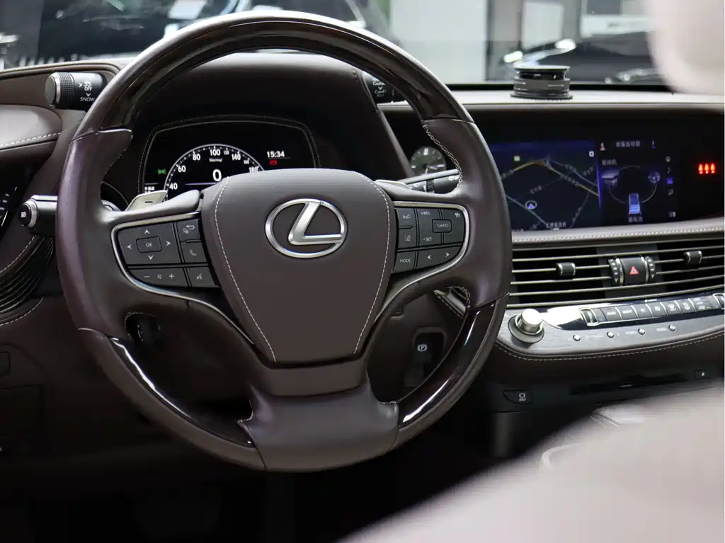 Lexus LS — фотографии объявления, Фото 12