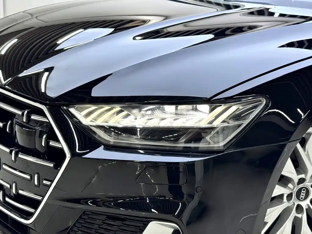 Audi A7L — миниатюра 6