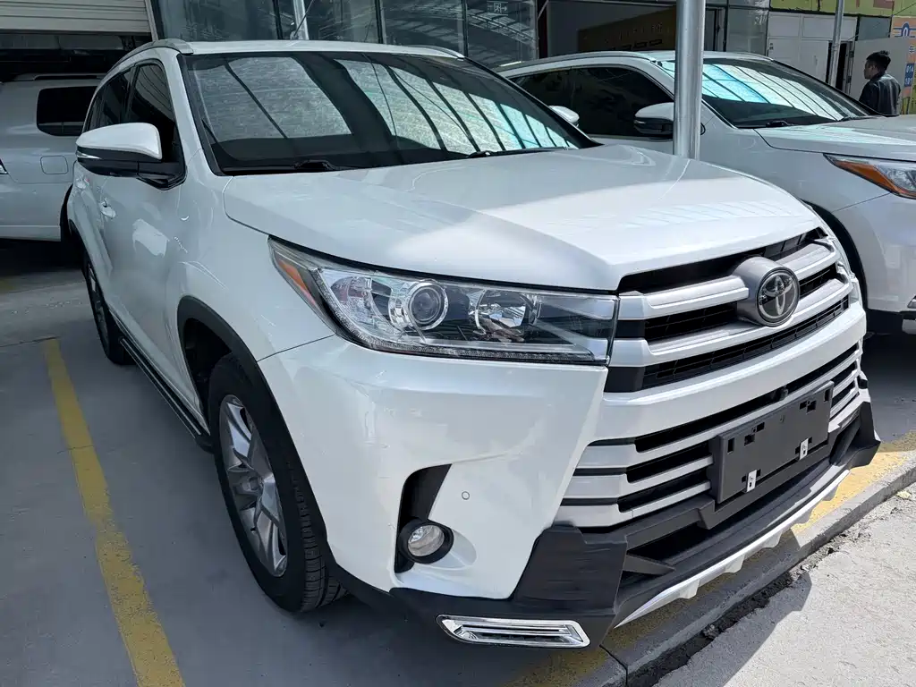 Toyota Highlander — миниатюра 3