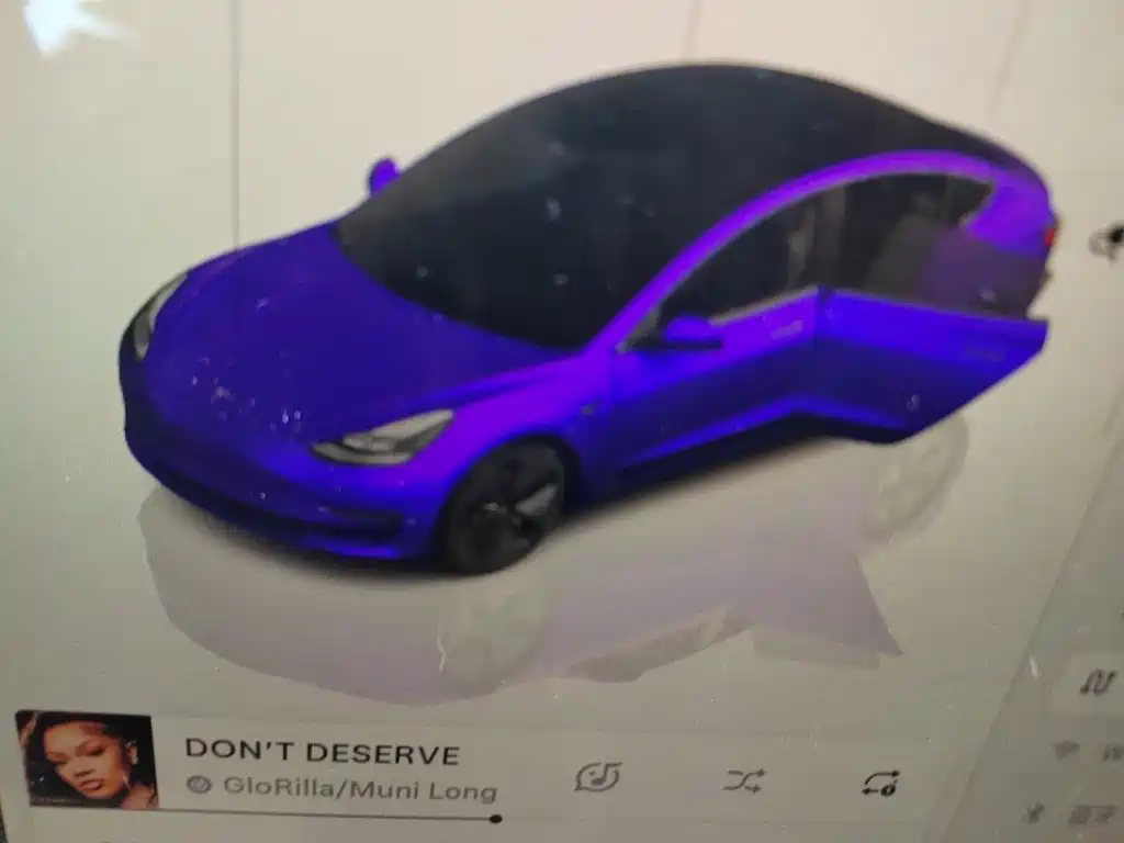 Tesla Model 3 — миниатюра 9