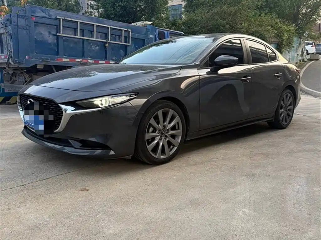 Mazda 3 Axela 2020
