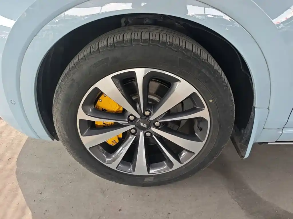 Li Auto Li ONE — миниатюра 23