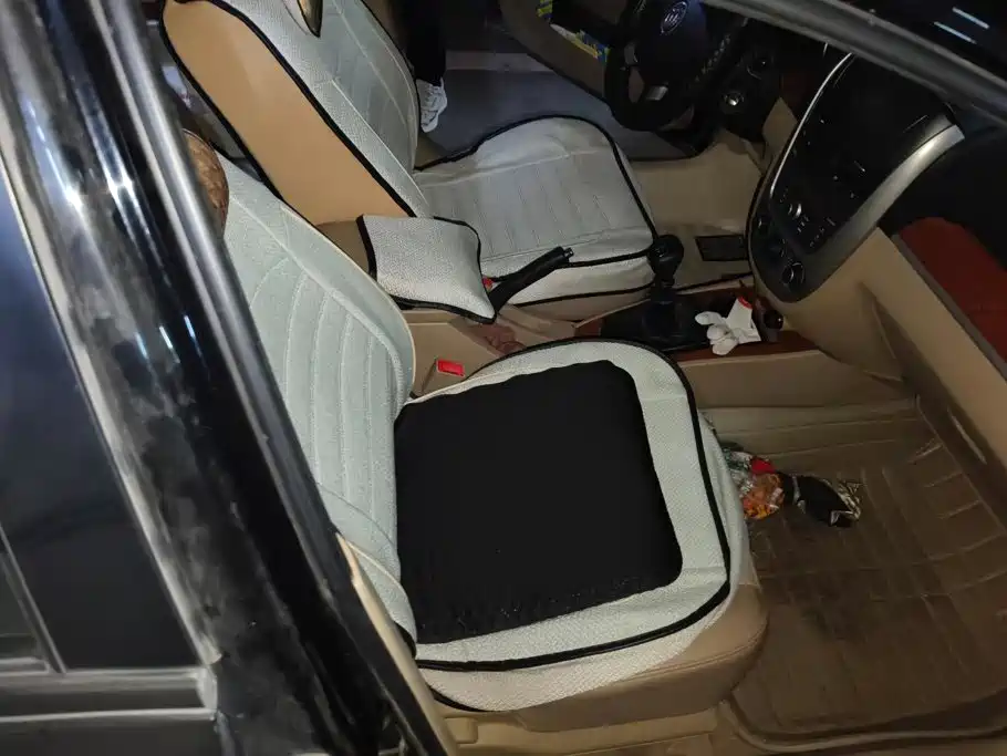 Buick Excelle — миниатюра 8
