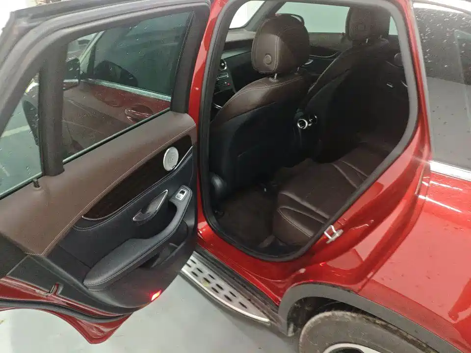 Mercedes-Benz GLC 2018 GLC 260 4MATIC Luxury