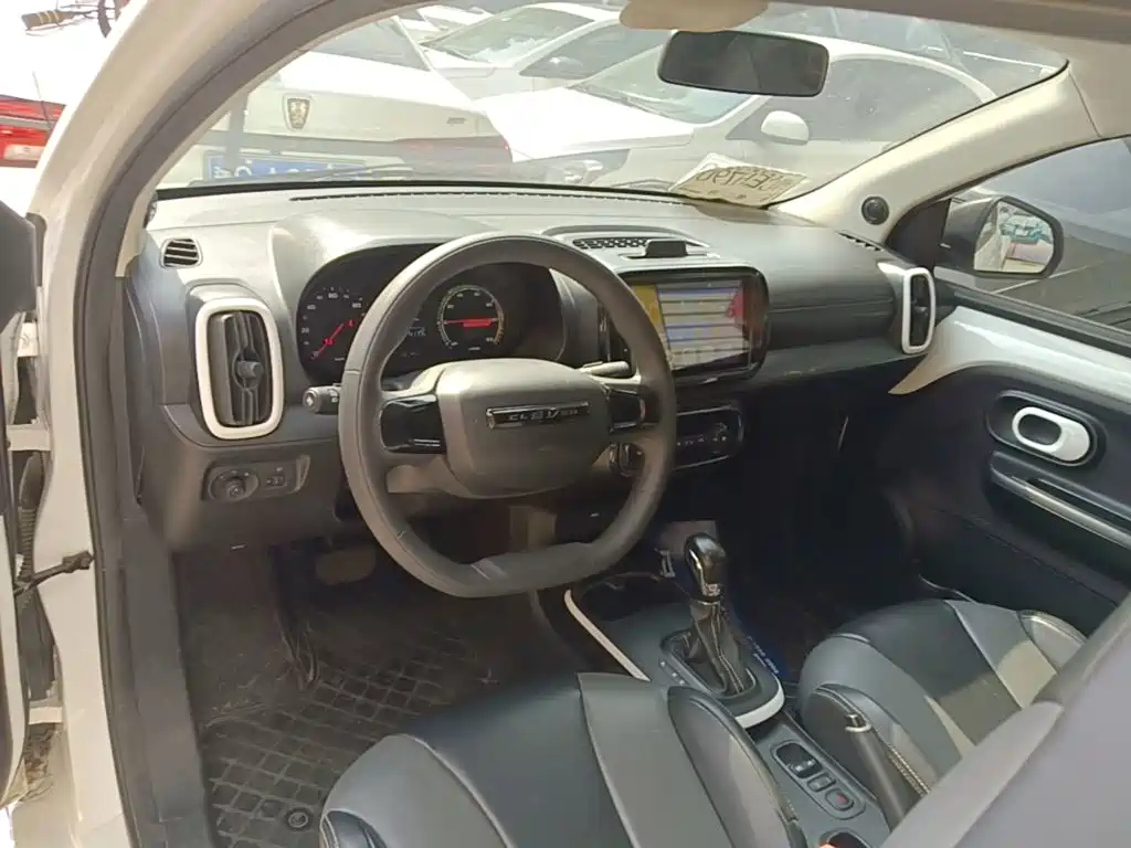 Roewe Clever — миниатюра 6