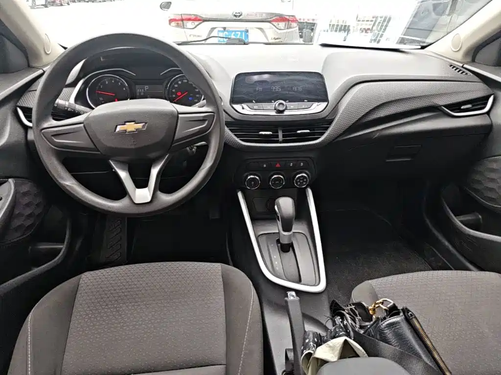 Chevrolet Cavalier — миниатюра 10