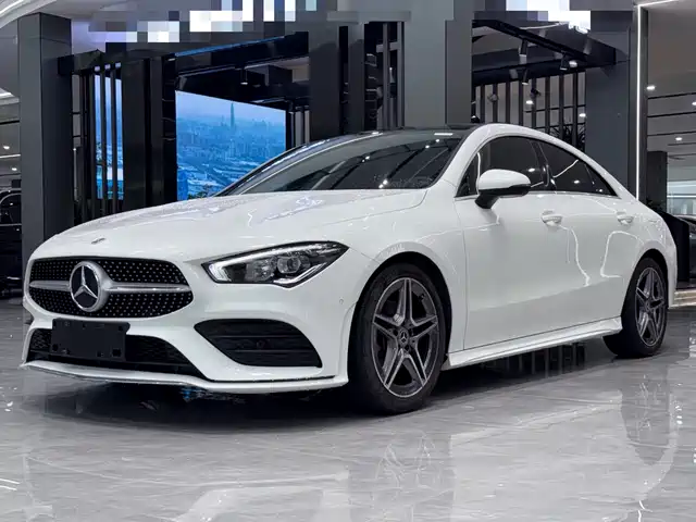 MERCEDES-BENZ CLA