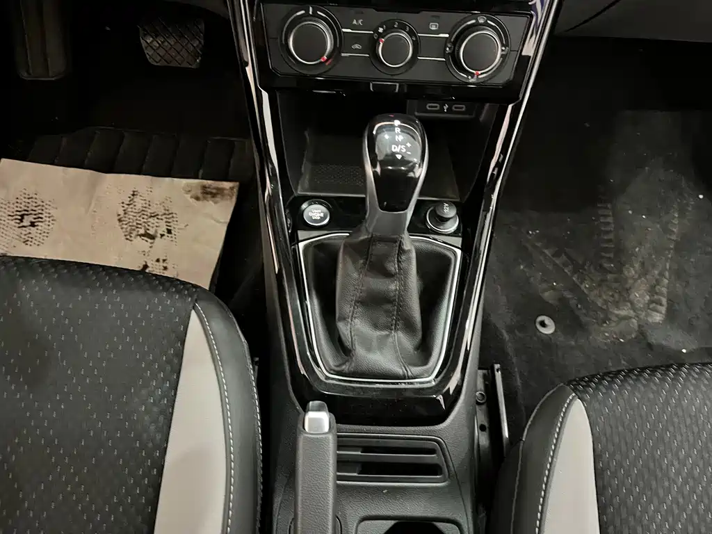 VOLKSWAGEN EXPLORING THE SHADOW