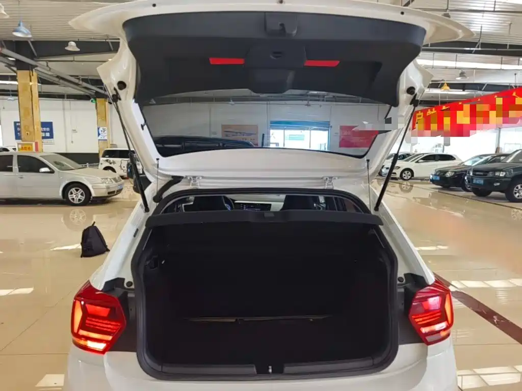Volkswagen Polo — миниатюра 19