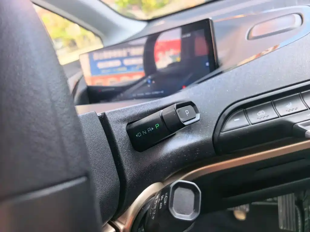 Baojun KiWi EV — миниатюра 14