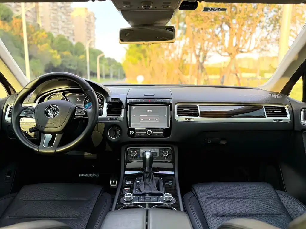 Volkswagen Touareg — миниатюра 6