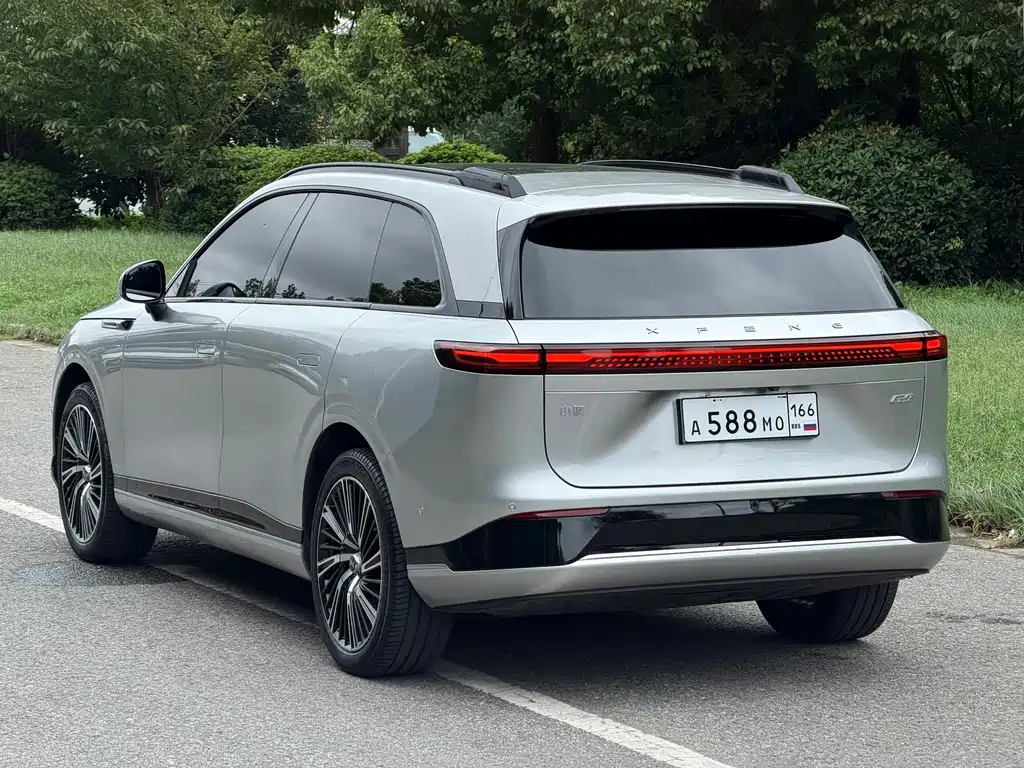 XPeng G9 — миниатюра 7