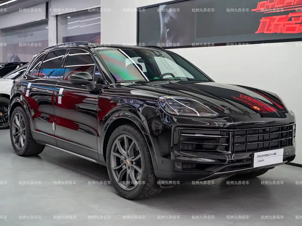 Porsche Cayenne — миниатюра 3