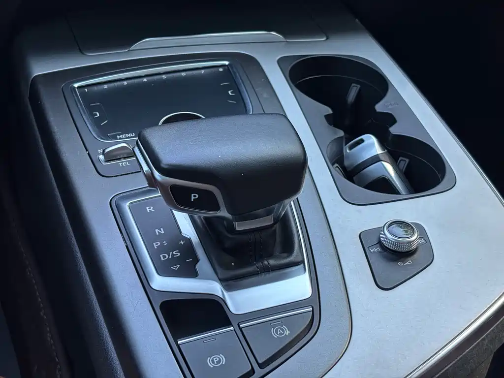 Audi Q7 2019 45 TFSI Comfort