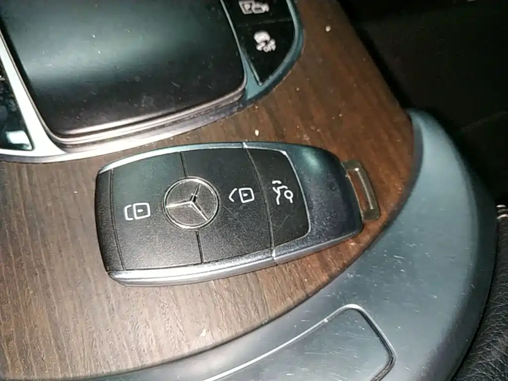 Mercedes-Benz GLC — миниатюра 9