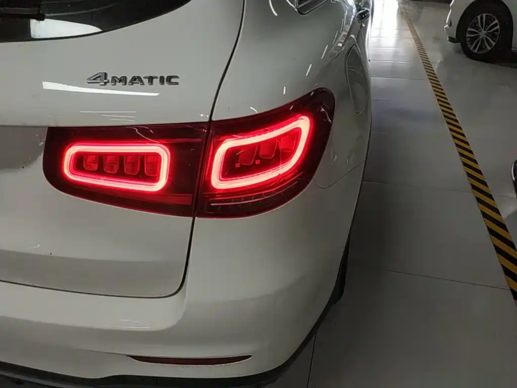 Mercedes-Benz GLC — миниатюра 8