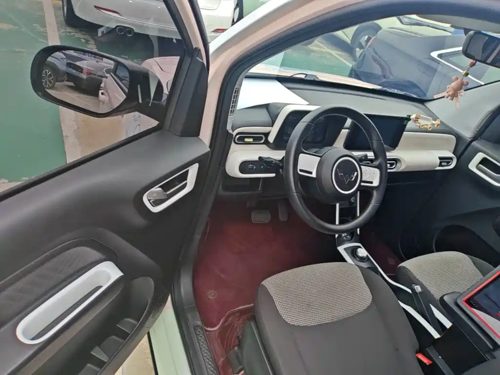 Wuling MINIEV — миниатюра 16