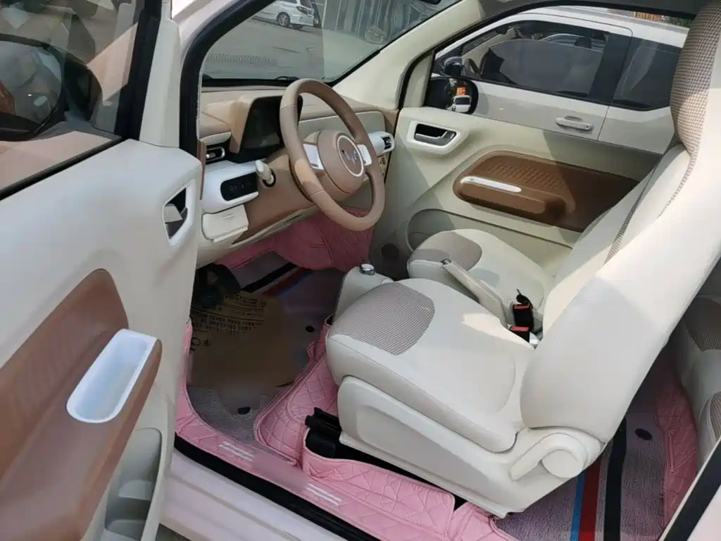 Wuling MINIEV — миниатюра 16