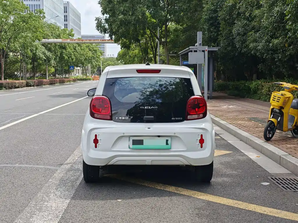 Roewe Clever — миниатюра 6