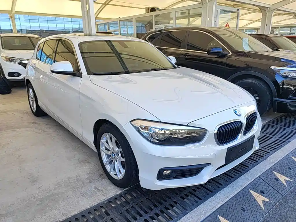 BMW 1 Series (Import) — миниатюра 4