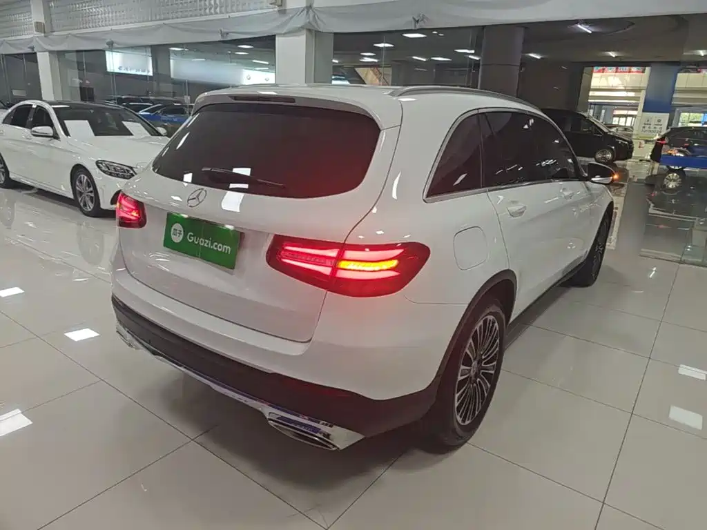 Mercedes-Benz GLC — миниатюра 7