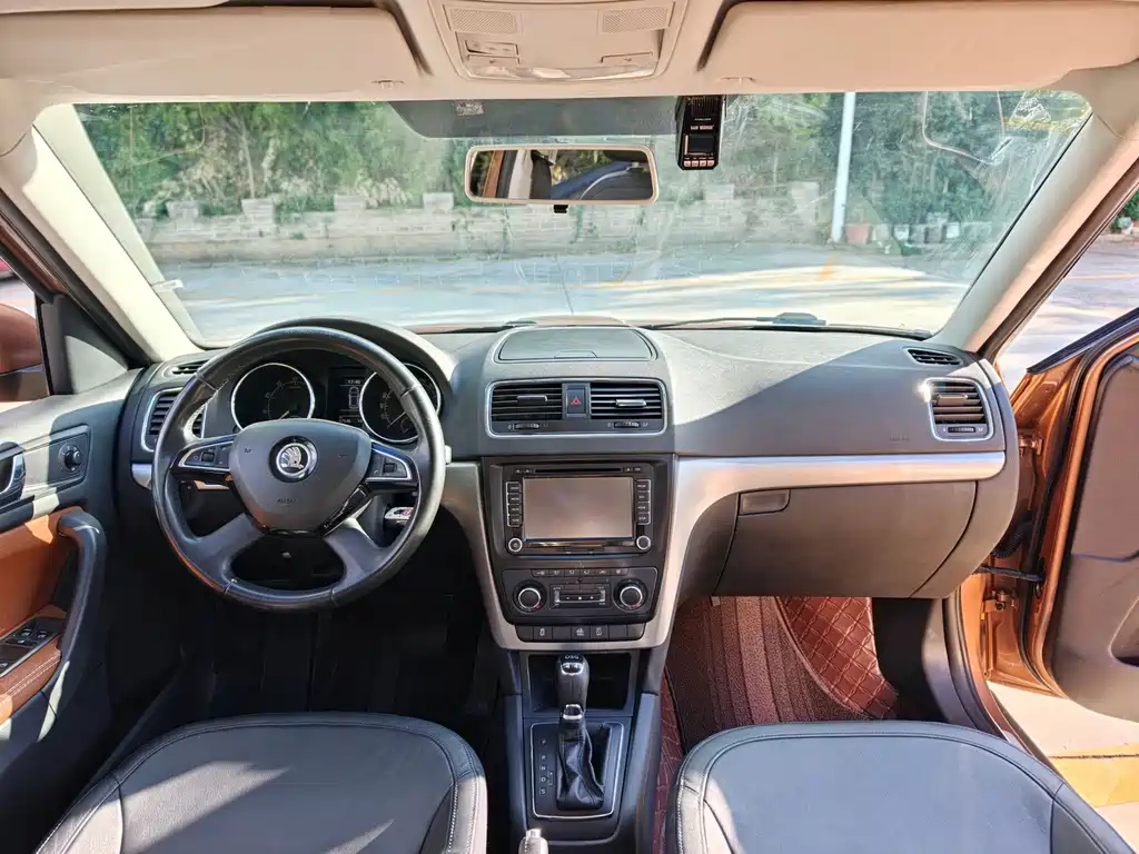 Skoda Yeti — миниатюра 12