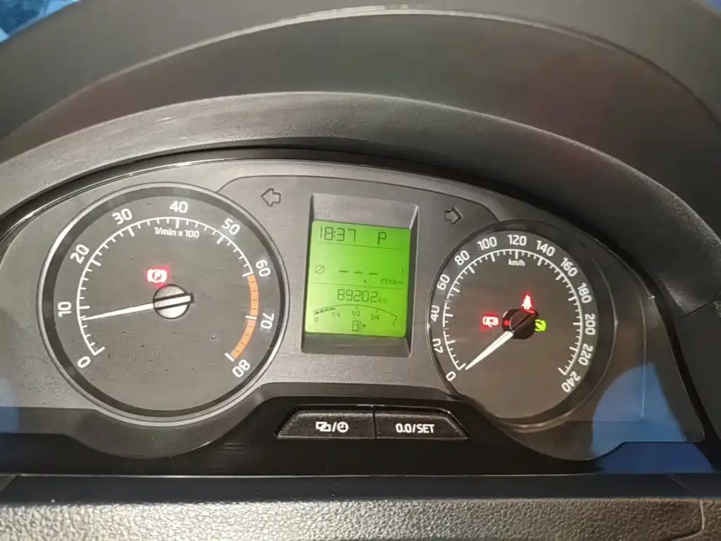 Skoda Rapid — миниатюра 12