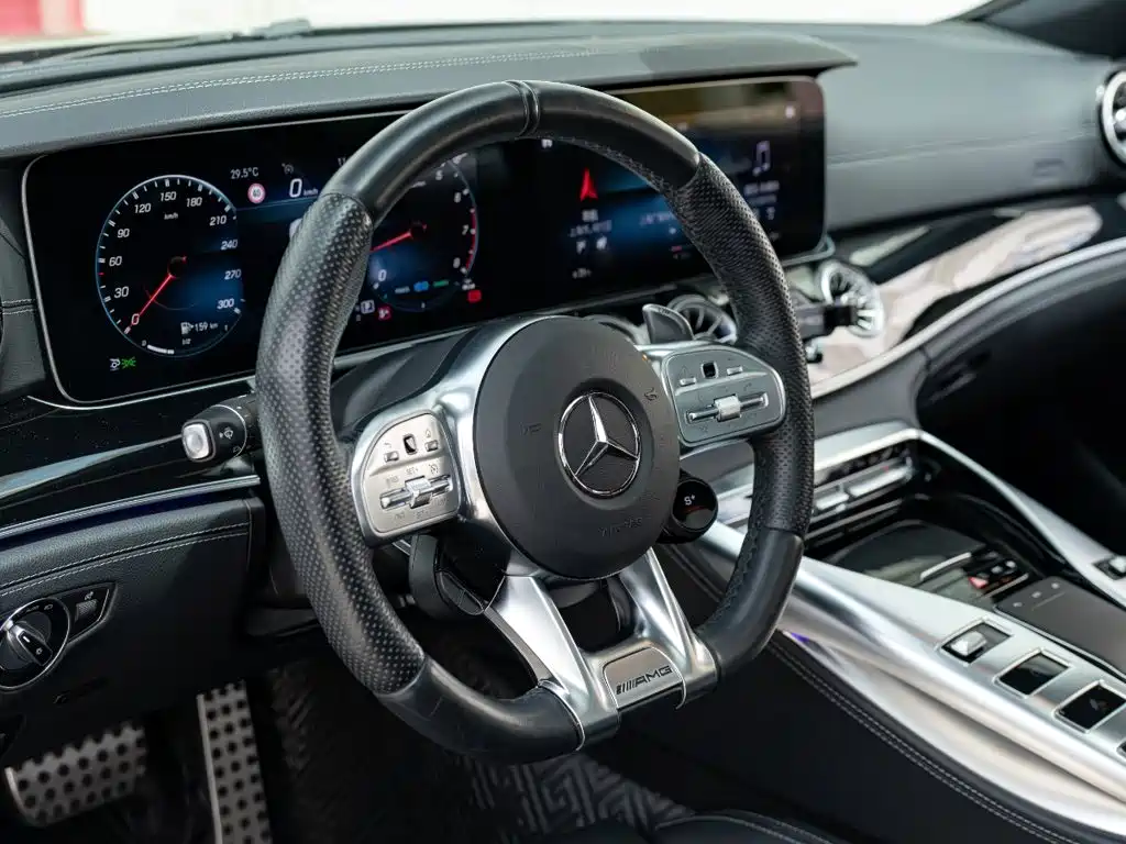 Mercedes-Benz AMG GT — миниатюра 9