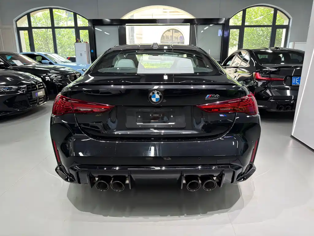 BMW M4 2024 M4 M xDrive