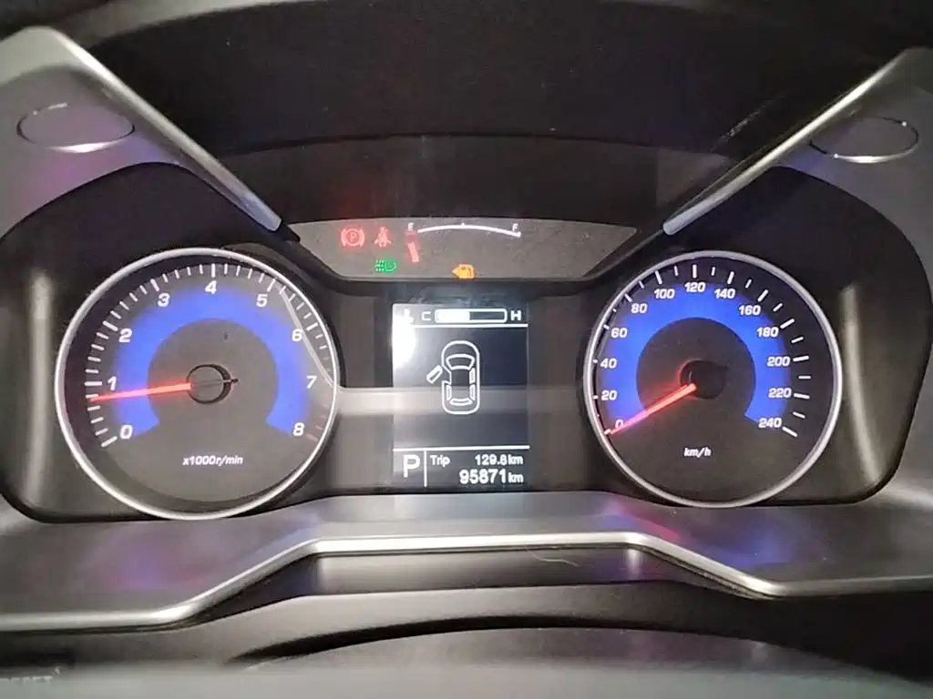 Geely Emgrand — миниатюра 12