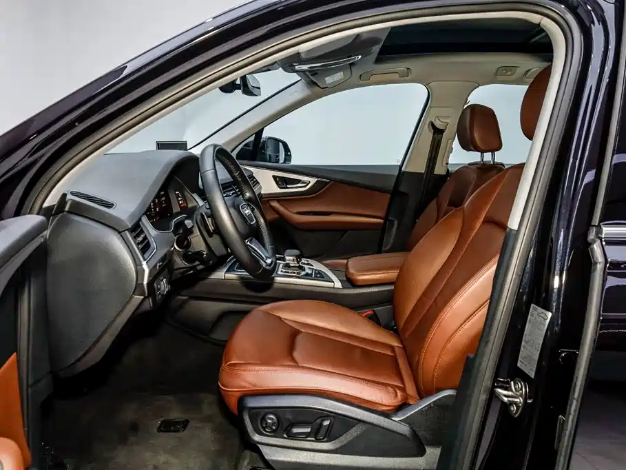 Audi Q5L — миниатюра 9