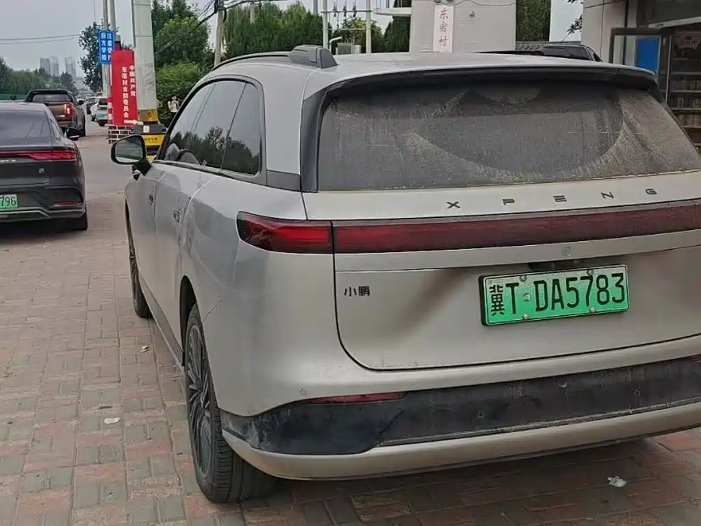 XPeng G9 — миниатюра 5
