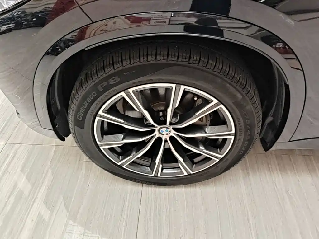 BMW X5 (Import) — миниатюра 23