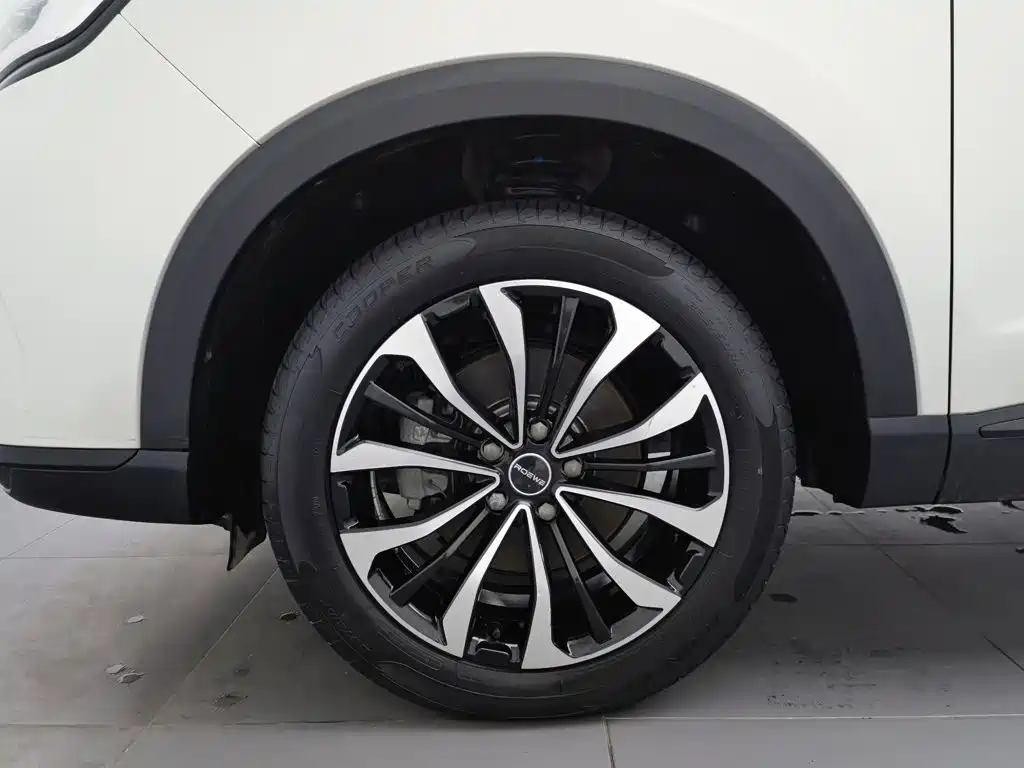 Roewe RX5 MAX — миниатюра 17