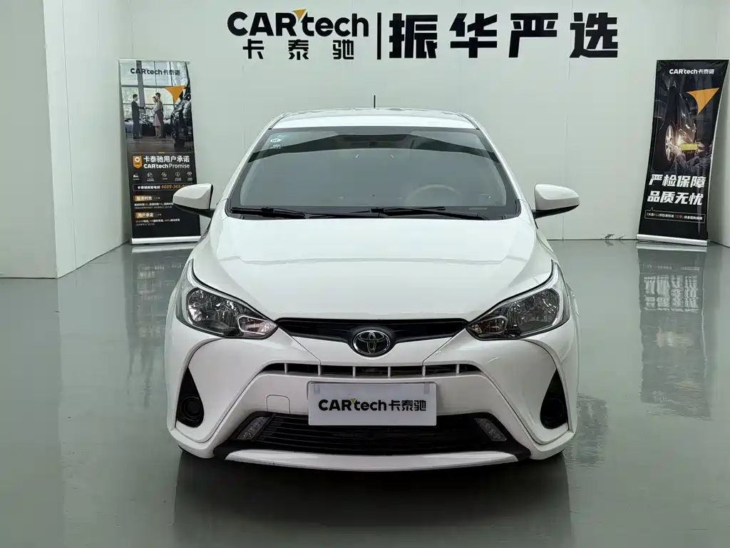 Toyota Yaris L — миниатюра 2