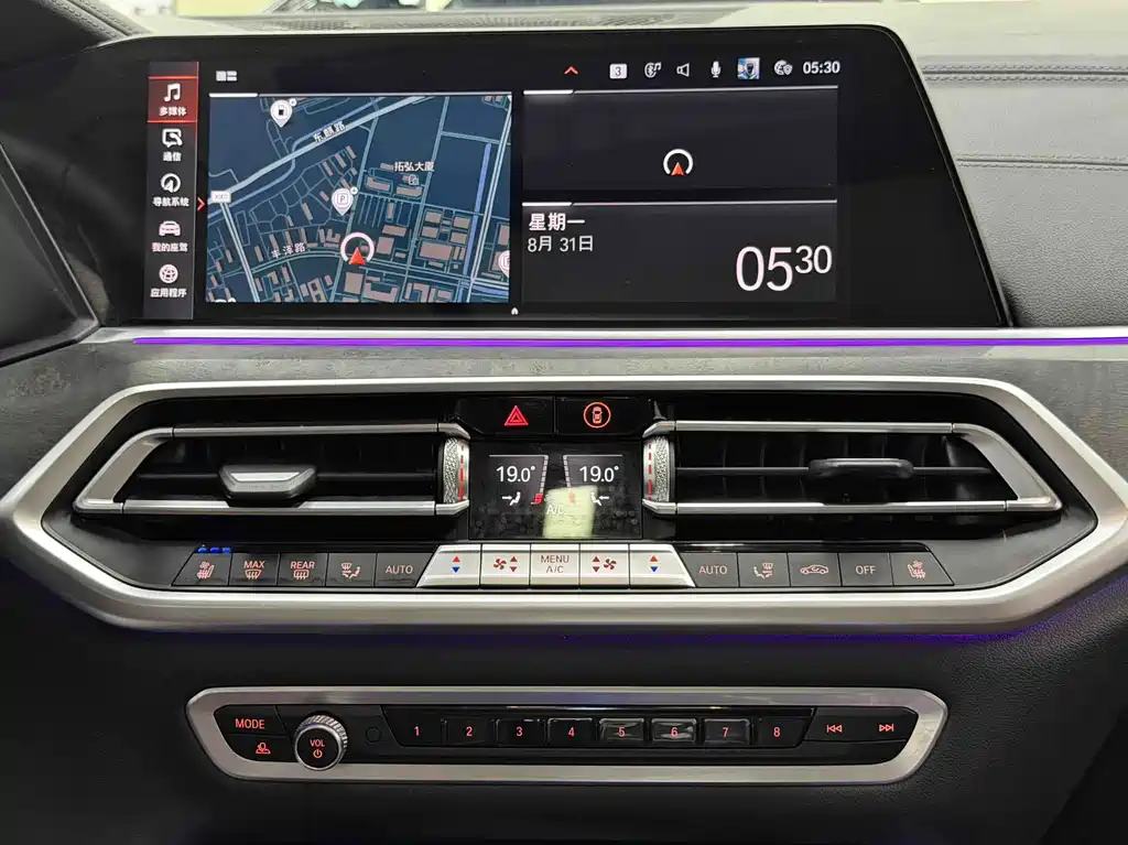 BMW X5 (Import) — миниатюра 9