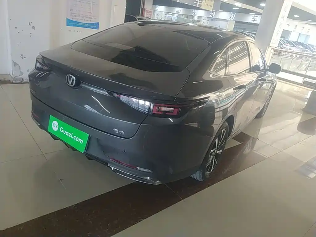 Changan Eado — миниатюра 7