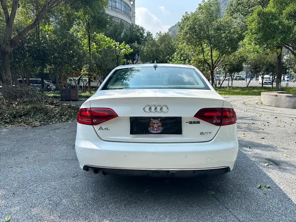 Audi A4L — миниатюра 4