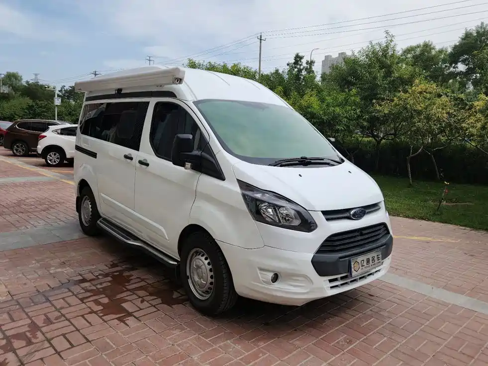 Ford Transit — миниатюра 3