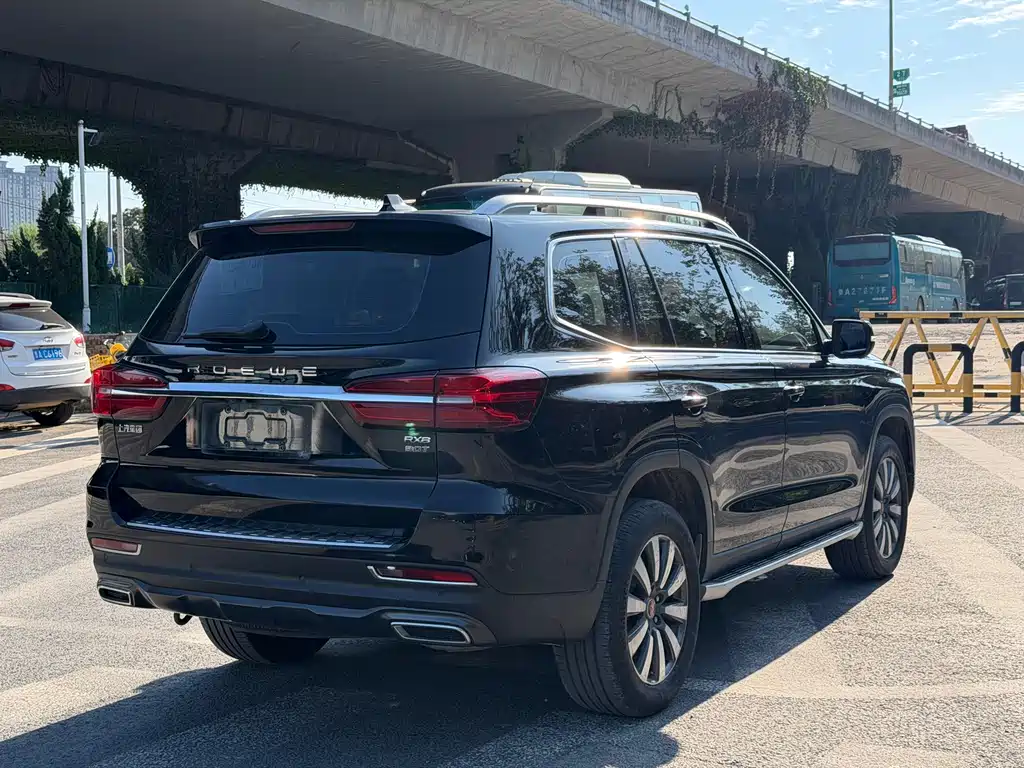 Roewe RX8 — миниатюра 4
